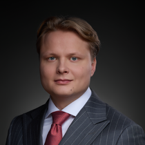 Максим Волков